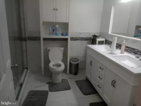 Bath - 3604 Jervis Pl, Clinton, MD 20735 photo 8 of 9