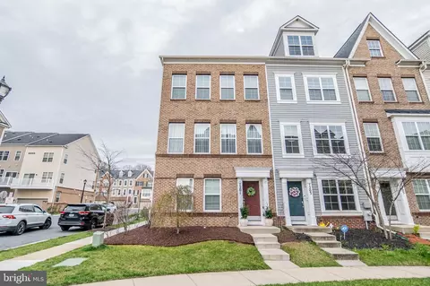 7201 Silver Thorn Way, Beltsville, MD 20705