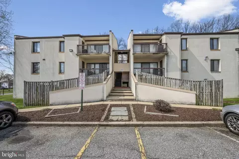 10100 Campus Way S #202-4A, Marlboro, MD 20774