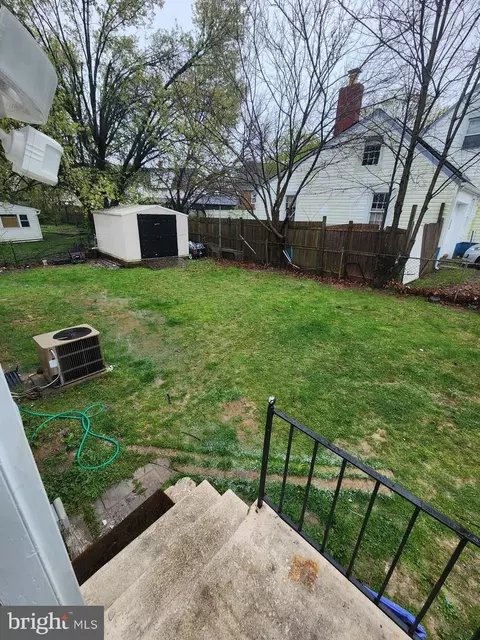 Exterior - 922 Carroll Ave, Laurel, MD 20707 photo 2 of 2