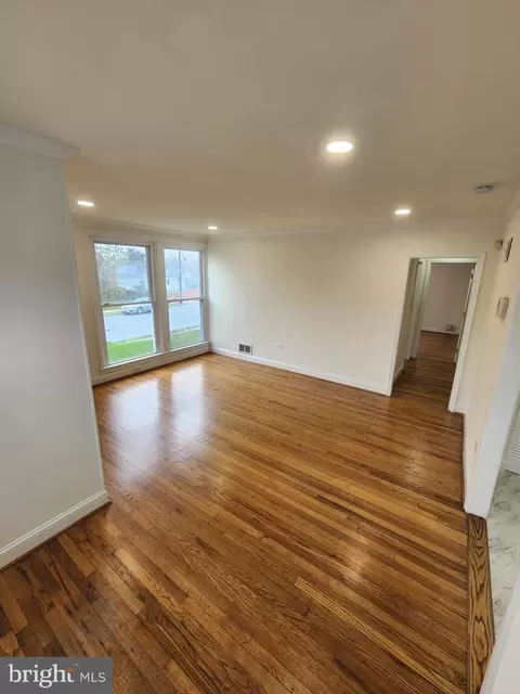 Other - 922 Carroll Ave, Laurel, MD 20707 photo 2 of 7