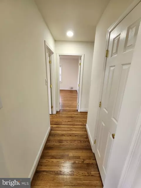 Entry Way - 922 Carroll Ave, Laurel, MD 20707 photo 3 of 3