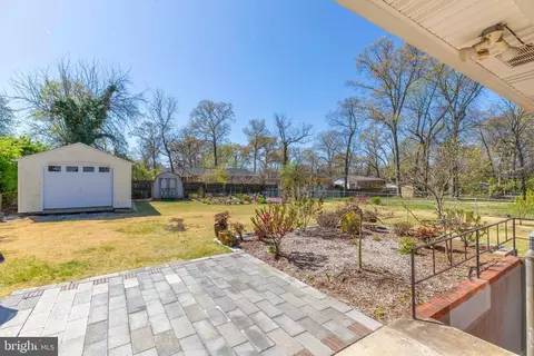 Exterior - 5705 Spruce Dr, Clinton, MD 20735 photo 6 of 17