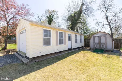 Exterior - 5705 Spruce Dr, Clinton, MD 20735 photo 10 of 17