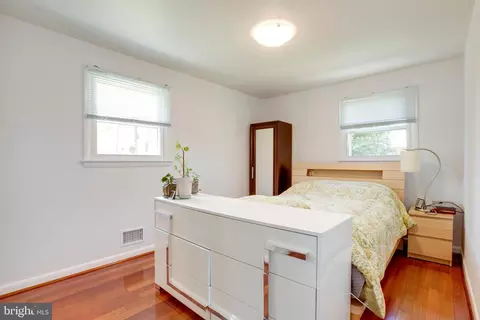Bedroom - 5705 Spruce Dr, Clinton, MD 20735 photo 1 of 4