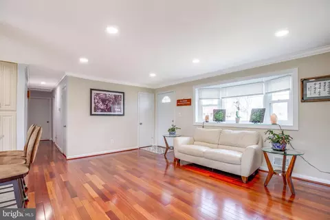 Living - 5705 Spruce Dr, Clinton, MD 20735 photo 1 of 4