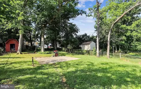 Exterior - 9009 1st St, Lanham, MD 20706 photo 3 of 3