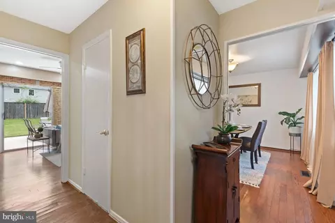 12204 Mackell Ln, Bowie, MD 20715 photo 9