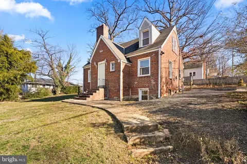 6119 Drylog St, Capitol Heights, MD 20743