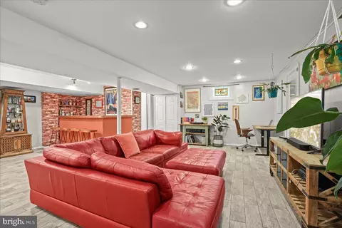 Living - 4501 30th St, Mount Rainier, MD 20712 photo 8 of 9