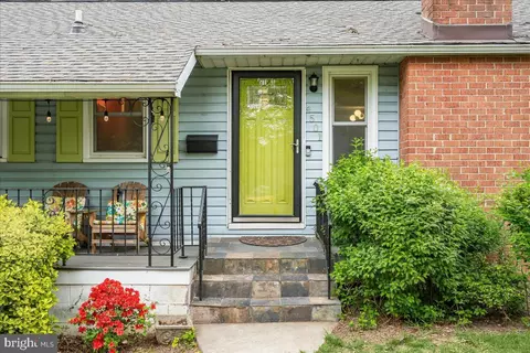 Exterior - 4501 30th St, Mount Rainier, MD 20712 photo 2 of 9