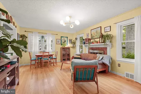 Living - 4501 30th St, Mount Rainier, MD 20712 photo 3 of 9