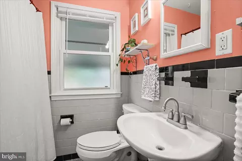 Bath - 4501 30th St, Mount Rainier, MD 20712 photo 1 of 2