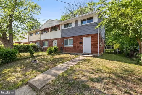 6832 Forest Ter, Hyattsville, MD 20785