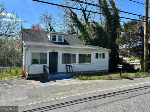 12317 Livingston Rd, Fort Washington, MD 20744