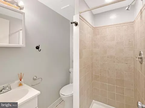 Bath - 8352 Imperial Dr #1-G, Laurel, MD 20708 photo 6 of 6