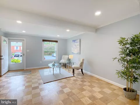 Living - 8352 Imperial Dr #1-G, Laurel, MD 20708 photo 2 of 4