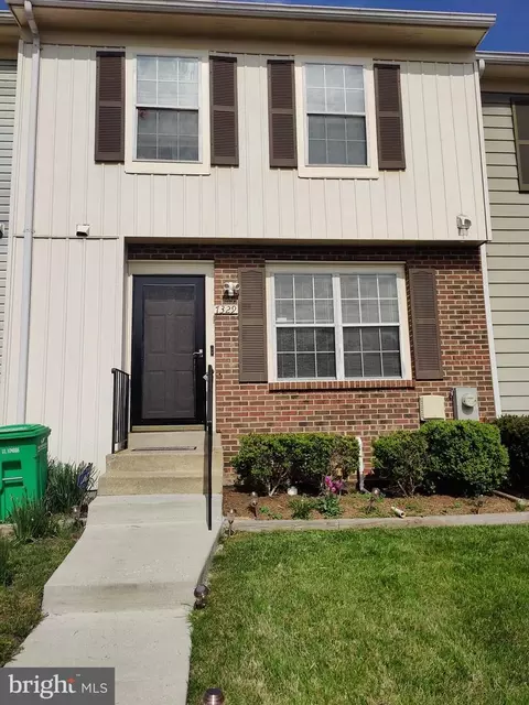 7329 Green Oak Ter, Lanham, MD 20706