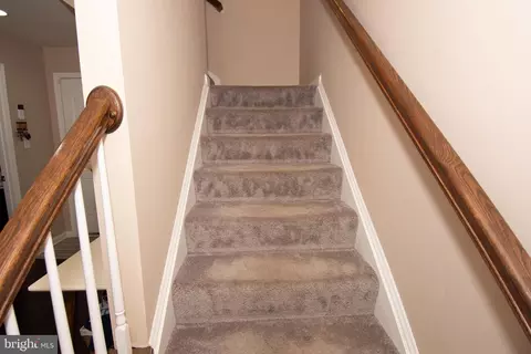Entry Way - 9600 Smithview Pl, Lanham, MD 20706 photo 3 of 5