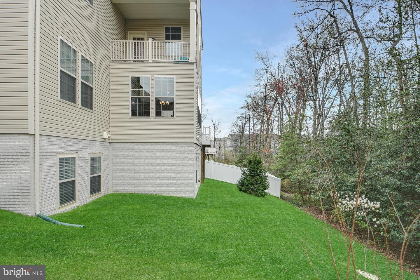 Exterior - 8000 Hubble Dr, Lanham, MD 20706 photo 5 of 6