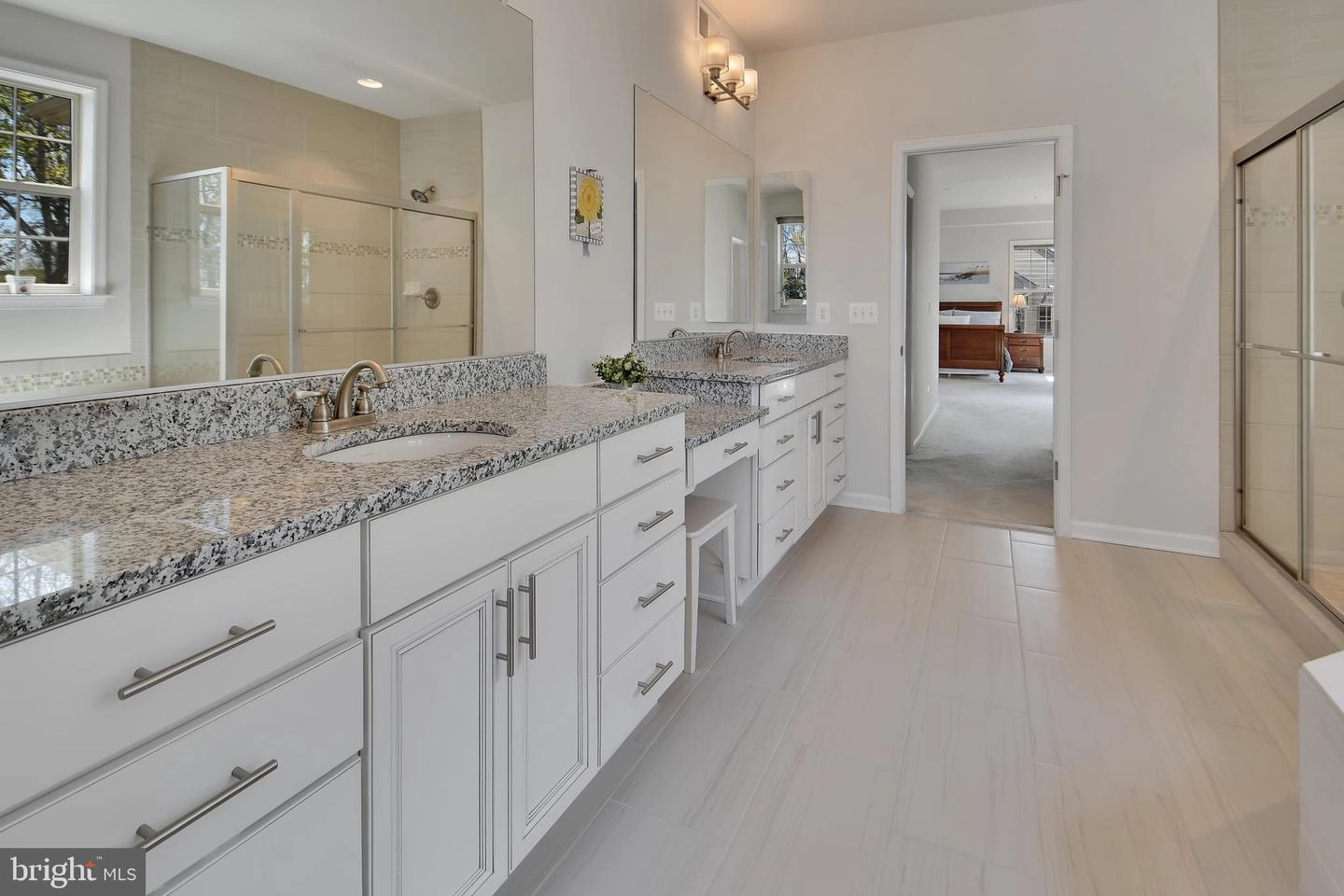 Bath - 8000 Hubble Dr, Lanham, MD 20706 photo 4 of 6