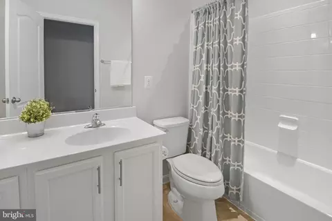 Bath - 8000 Hubble Dr, Lanham, MD 20706 photo 6 of 6