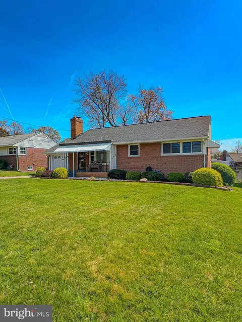 9319 Riggs Rd, Adelphi, MD 20783