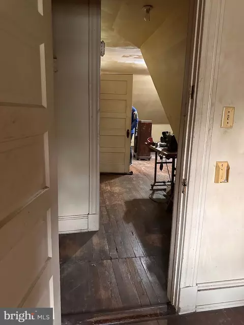 Entry Way - 9021 Howser Ln, Lanham, MD 20706 photo 3 of 3
