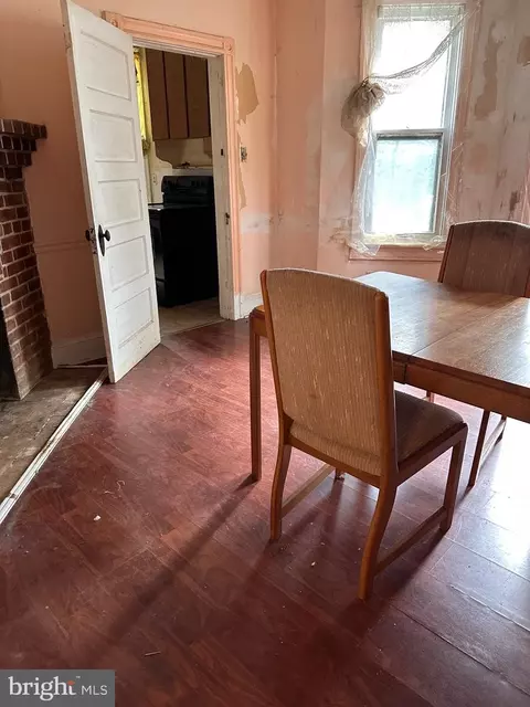 Dining - 9021 Howser Ln, Lanham, MD 20706 photo 3 of 4