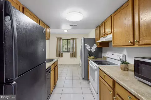 Kitchen - 8752 Brae Brooke Dr, Lanham, MD 20706 photo 1 of 2