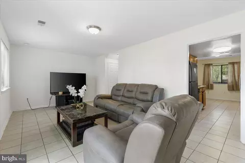 Living - 8752 Brae Brooke Dr, Lanham, MD 20706 photo 2 of 2