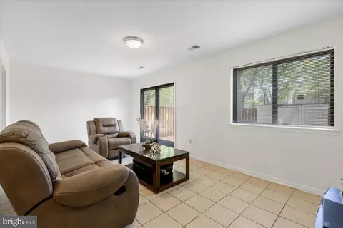 Living - 8752 Brae Brooke Dr, Lanham, MD 20706 photo 1 of 2