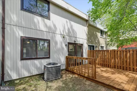 Exterior - 8752 Brae Brooke Dr, Lanham, MD 20706 photo 3 of 3