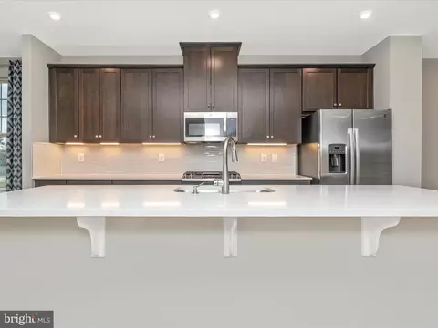Kitchen - 14801 Willow Run Ln, Laurel, MD 20707 photo 5 of 7