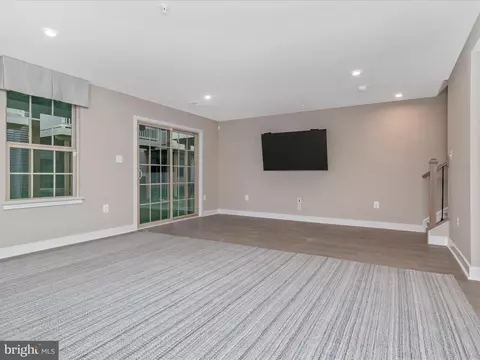 Living - 14801 Willow Run Ln, Laurel, MD 20707 photo 9 of 11