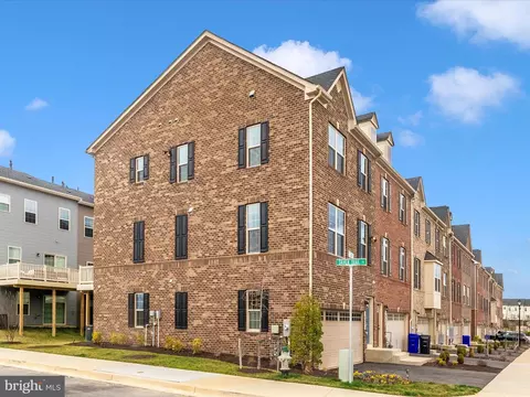 Exterior - 14801 Willow Run Ln, Laurel, MD 20707 photo 3 of 12