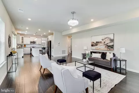 Living - 13706 Missouri Ave, Brandywine, MD 20613 photo 1 of 4
