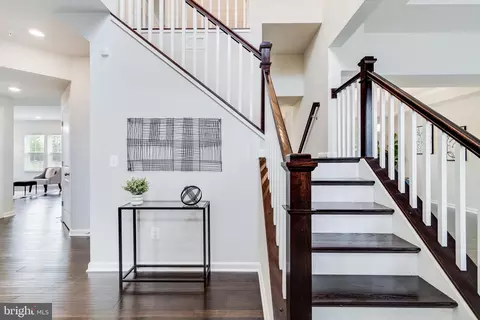 Entry Way - 13706 Missouri Ave, Brandywine, MD 20613 photo 3 of 3