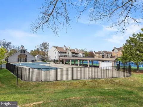Exterior - 7908 Crows Nest Ct #313, Laurel, MD 20707 photo 7 of 7