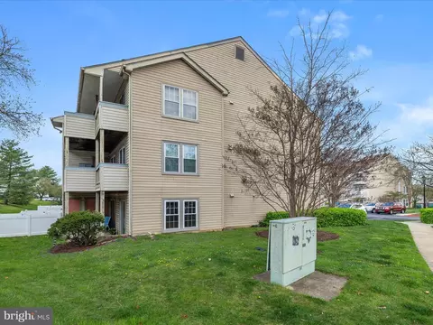 Exterior - 7908 Crows Nest Ct #313, Laurel, MD 20707 photo 6 of 7