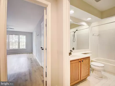 Entry Way - 9200 Ispahan Loop, Laurel, MD 20708 photo 5 of 6