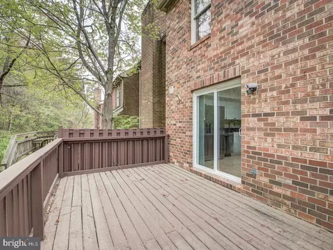 Exterior - 9200 Ispahan Loop, Laurel, MD 20708 photo 7 of 11