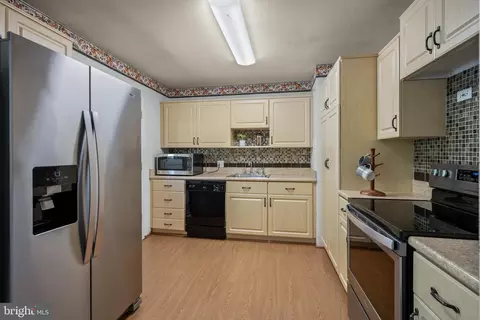 Kitchen - 8510 Portsmouth Dr, Laurel, MD 20708 photo 1 of 3
