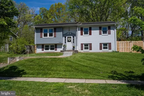 8510 Portsmouth Dr, Laurel, MD 20708