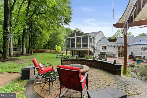 Exterior - 10000 Madronawood Dr, Laurel, MD 20708 photo 12 of 24