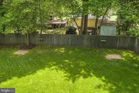 Exterior - 10000 Madronawood Dr, Laurel, MD 20708 photo 20 of 24