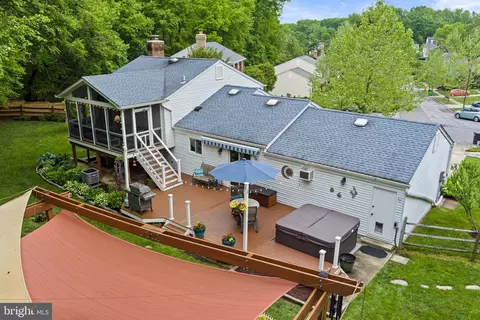 Exterior - 10000 Madronawood Dr, Laurel, MD 20708 photo 11 of 24