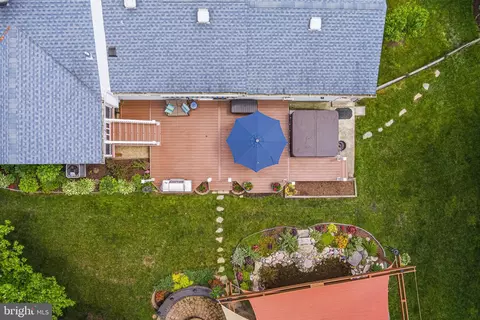 Exterior - 10000 Madronawood Dr, Laurel, MD 20708 photo 10 of 24