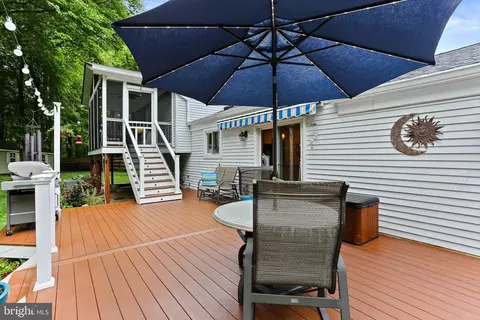 Exterior - 10000 Madronawood Dr, Laurel, MD 20708 photo 8 of 24
