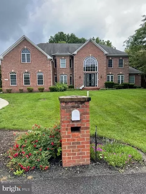 16603 Pleasant Colony Dr, Marlboro, MD 20774